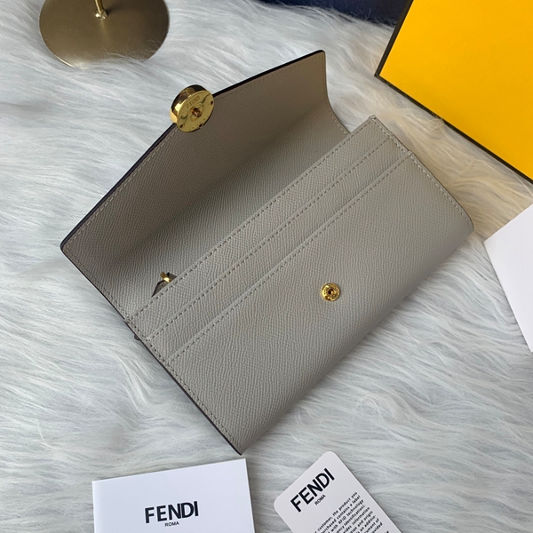 超激安ブランド財布偽物細部ディテール